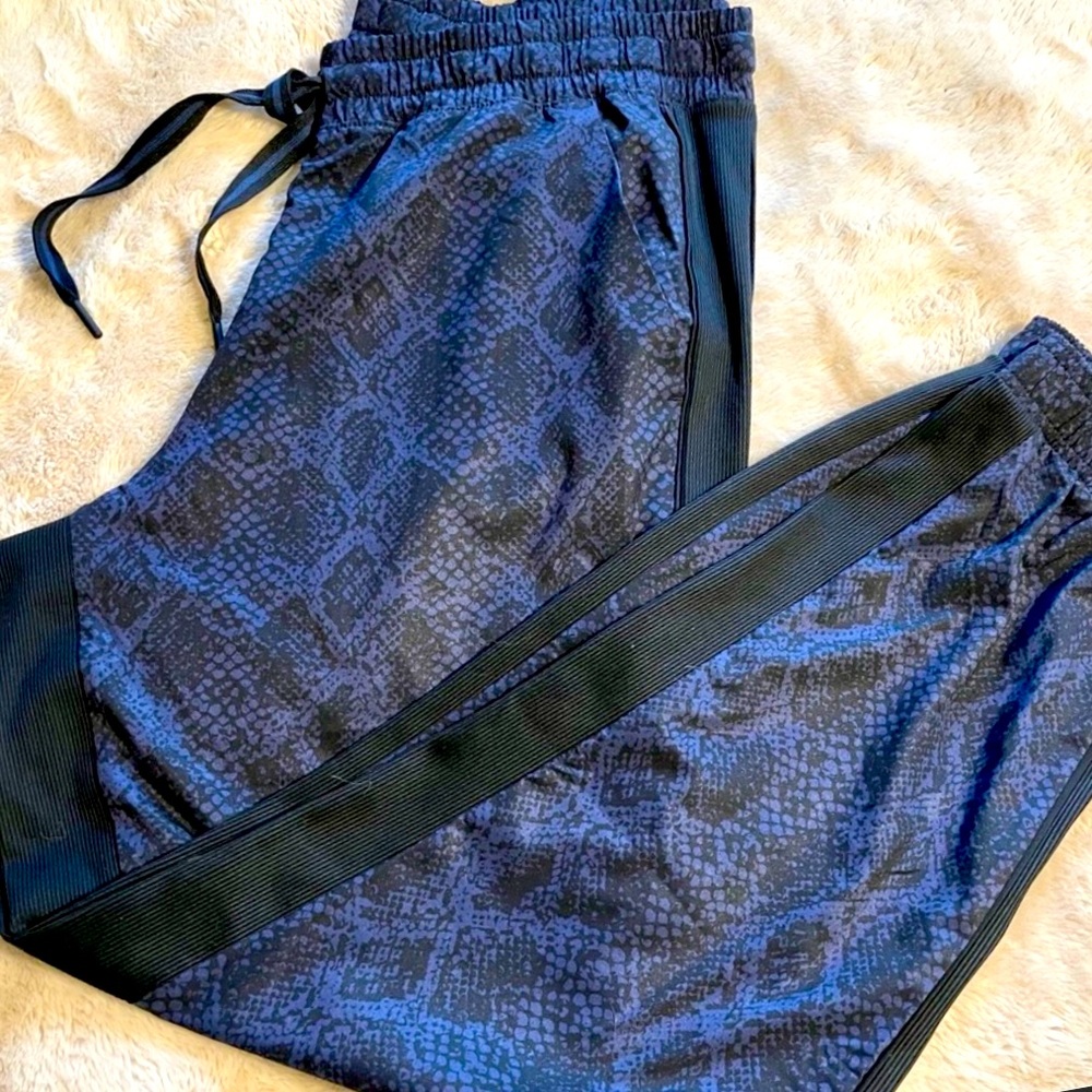 Athleta Brooklyn pant